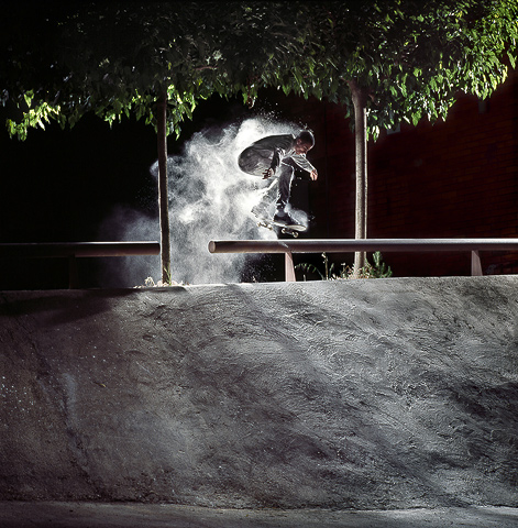 Roberto Alegría - Dust